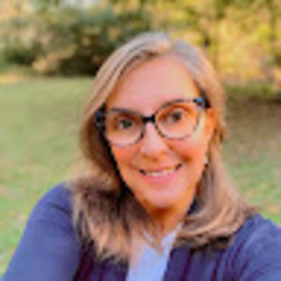 Meet your Posher, Kim - Picture 1 of 1